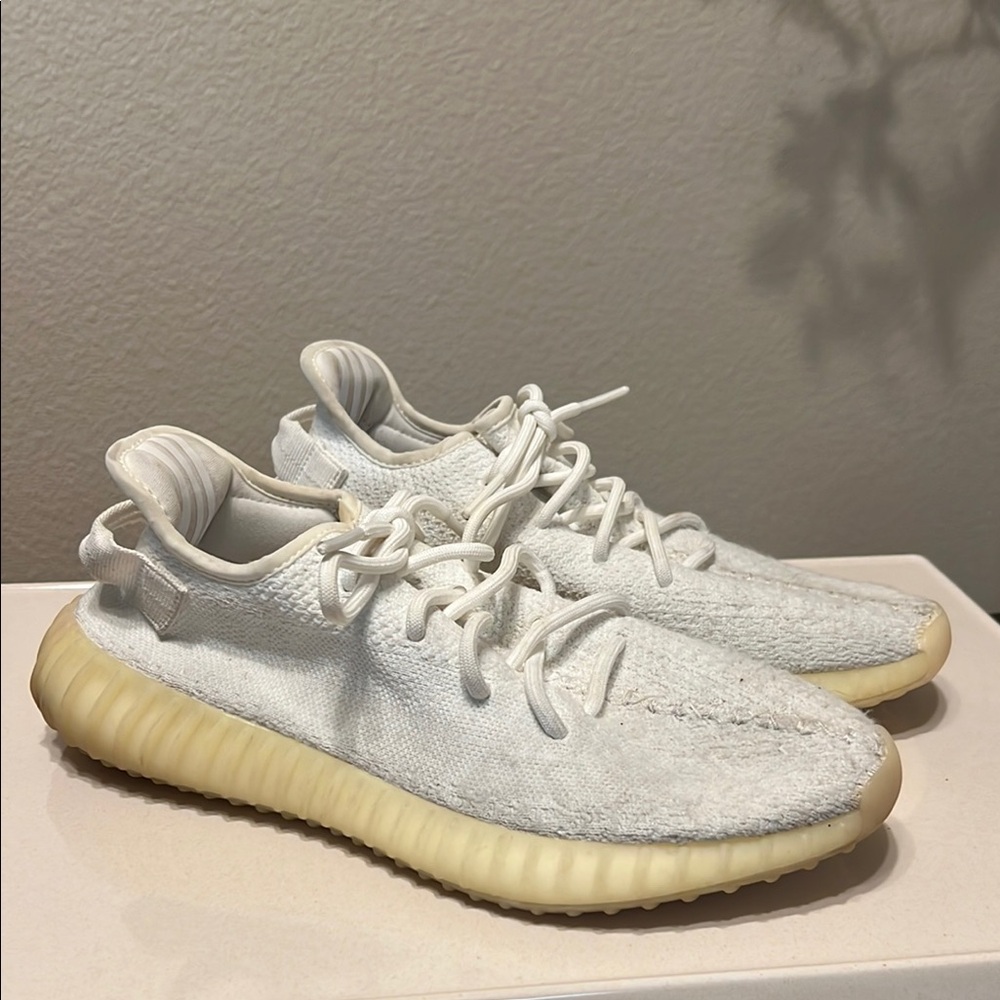 Adidas Yeezy Sneaker